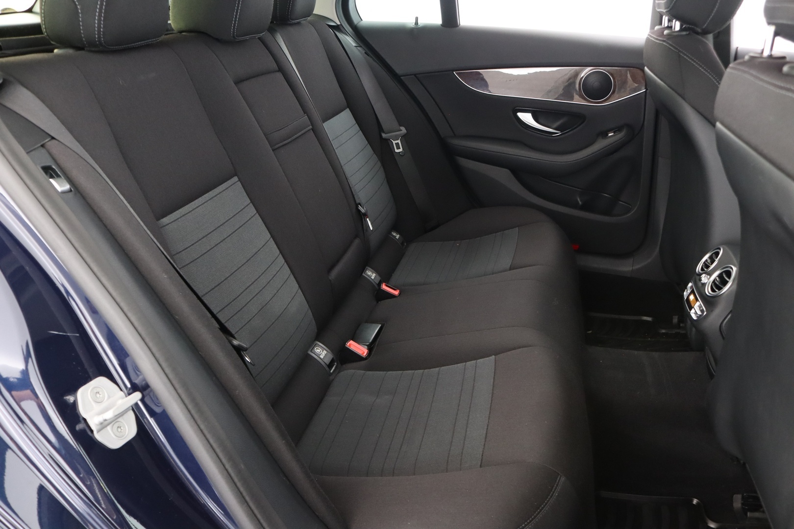 MERCEDES-BENZ C 2015