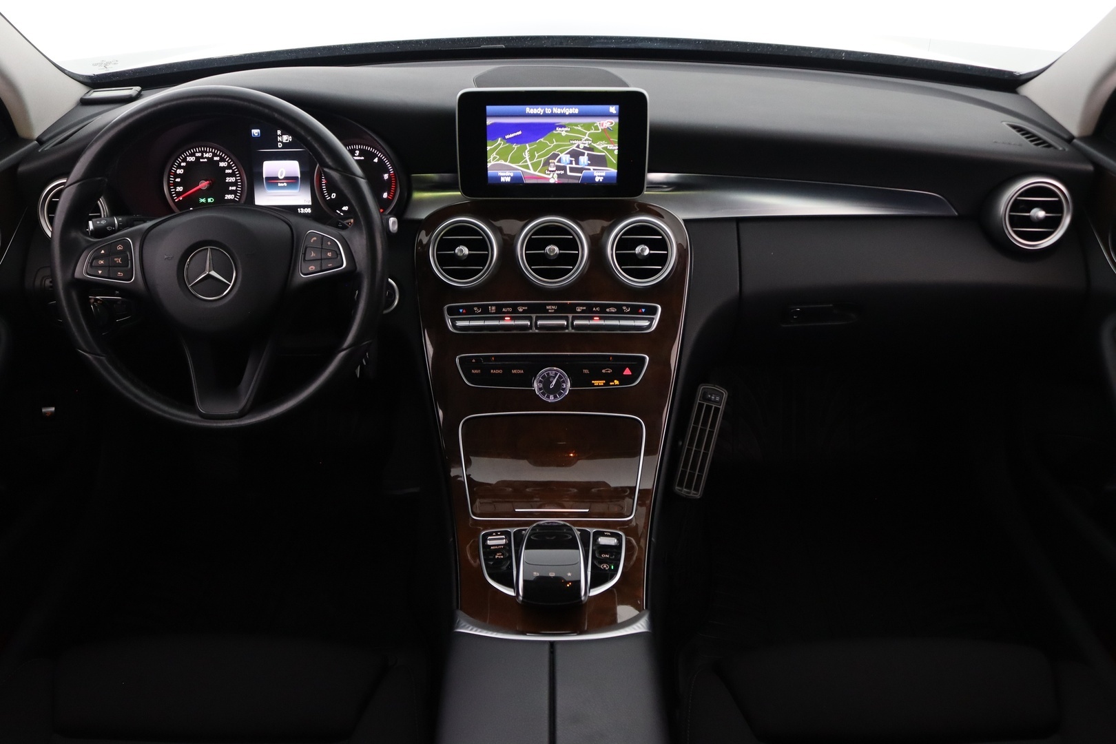 MERCEDES-BENZ C 2015