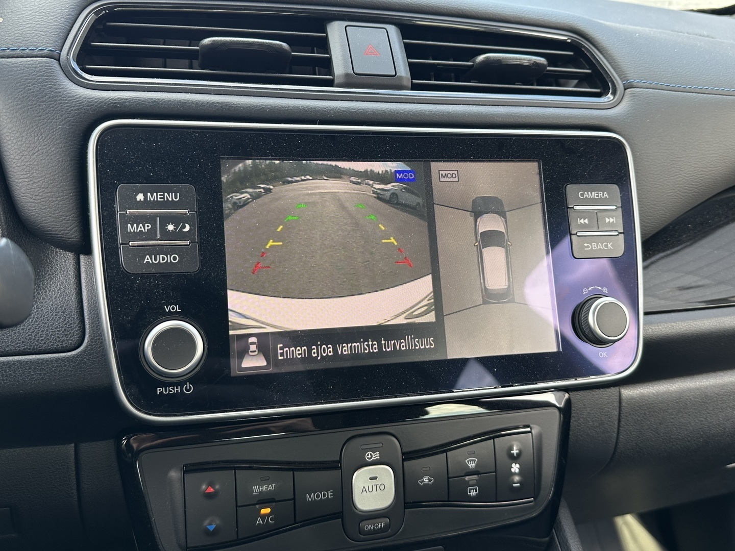 NISSAN Leaf 2023