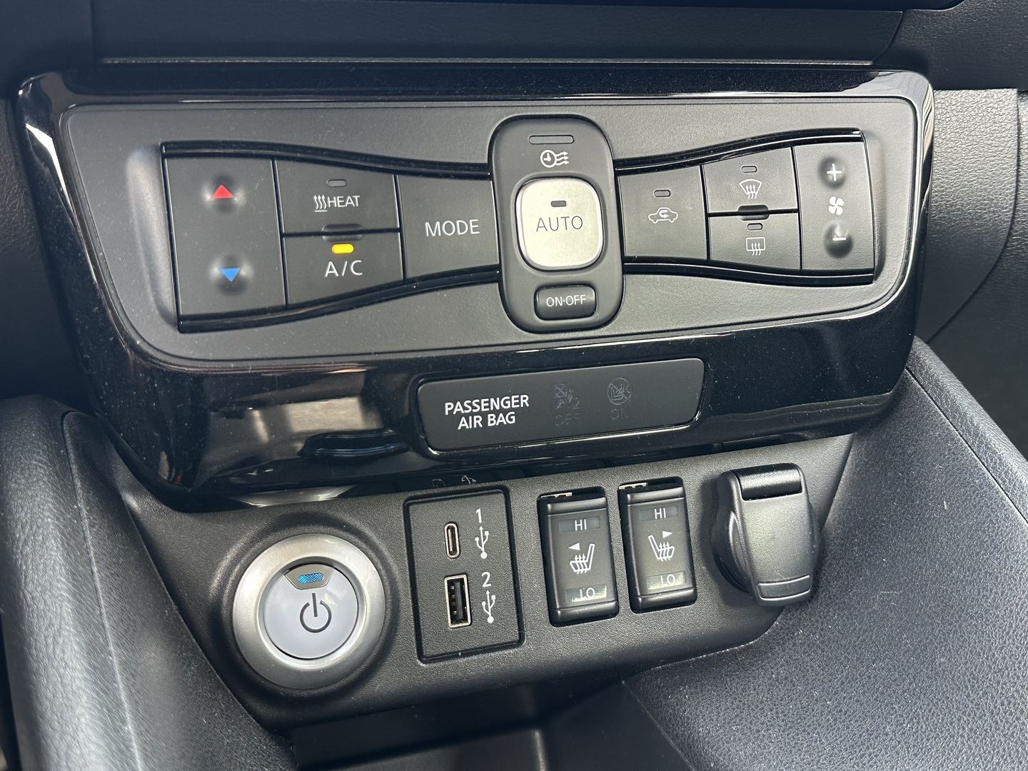 NISSAN Leaf 2023