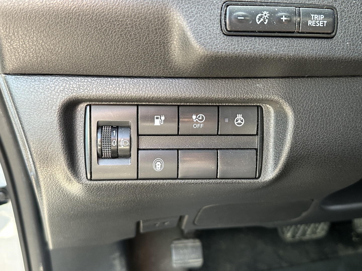NISSAN Leaf 2023