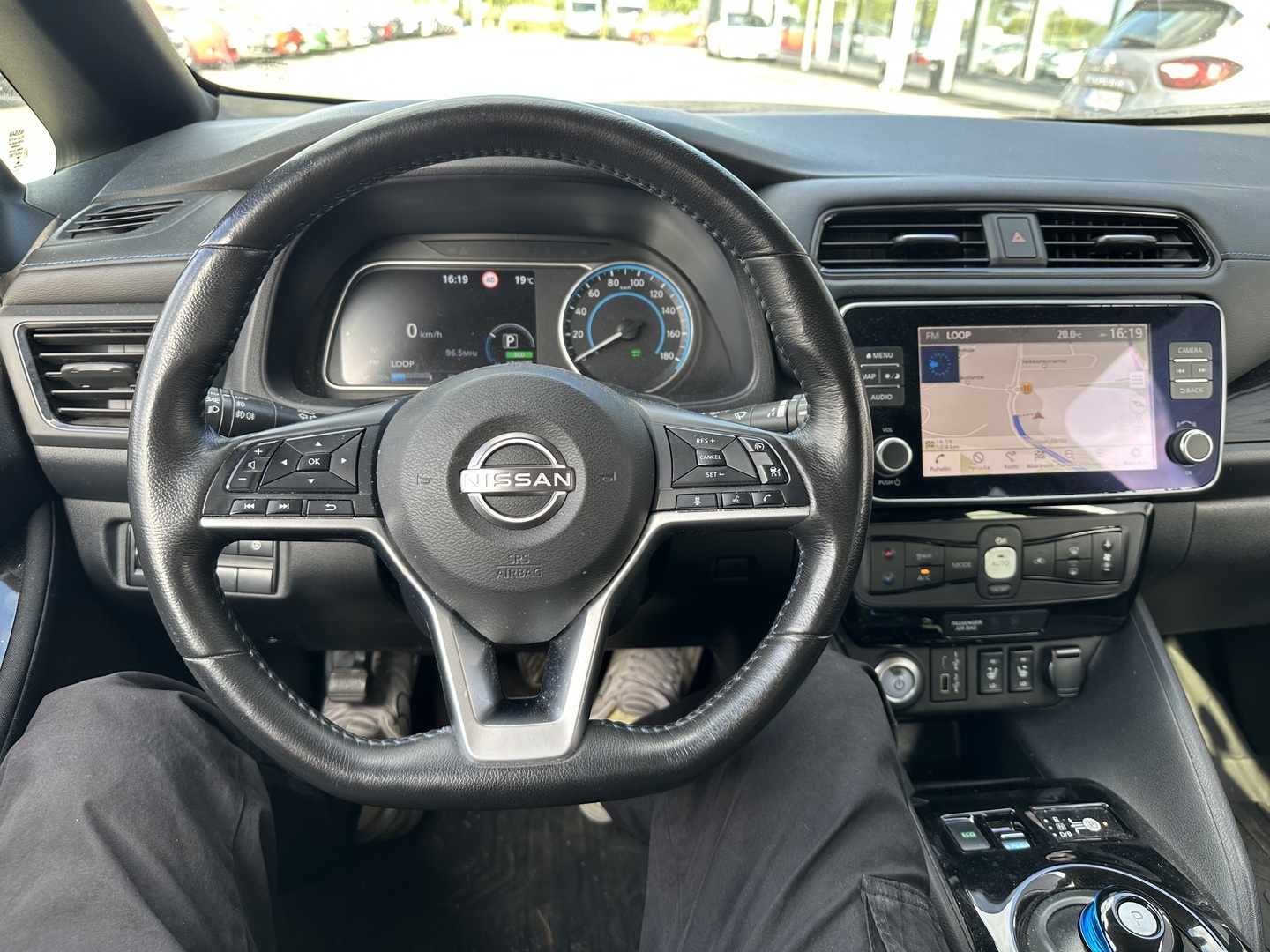 NISSAN Leaf 2023
