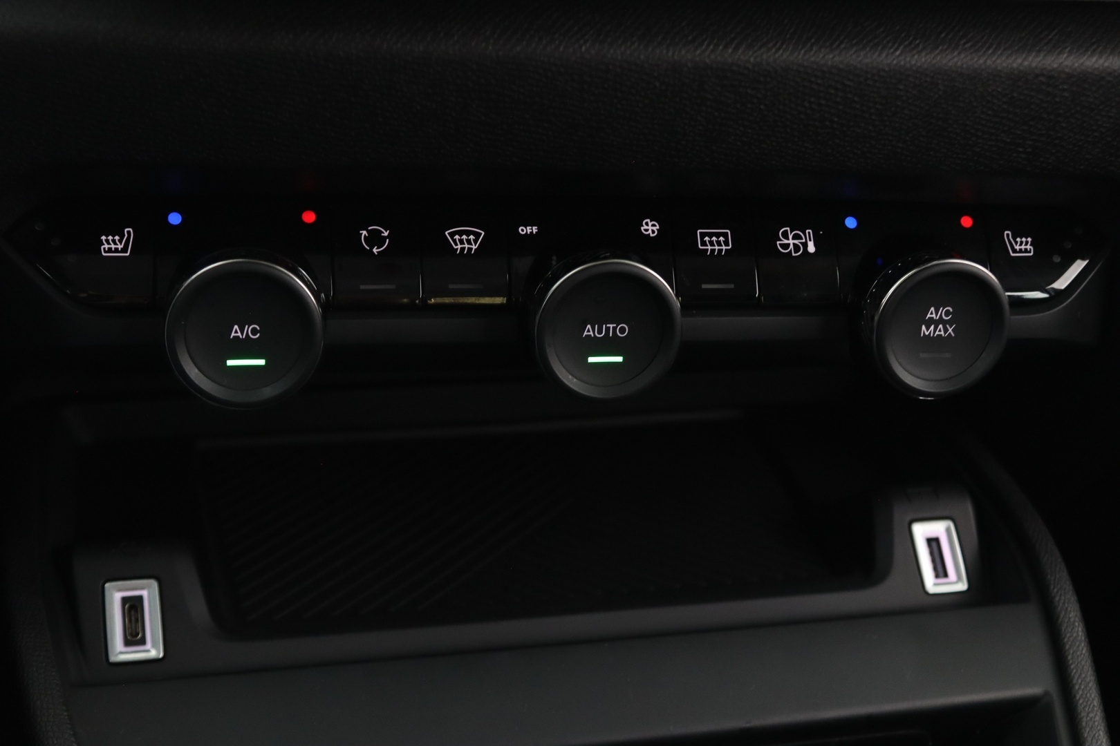 CITROEN C4 2024