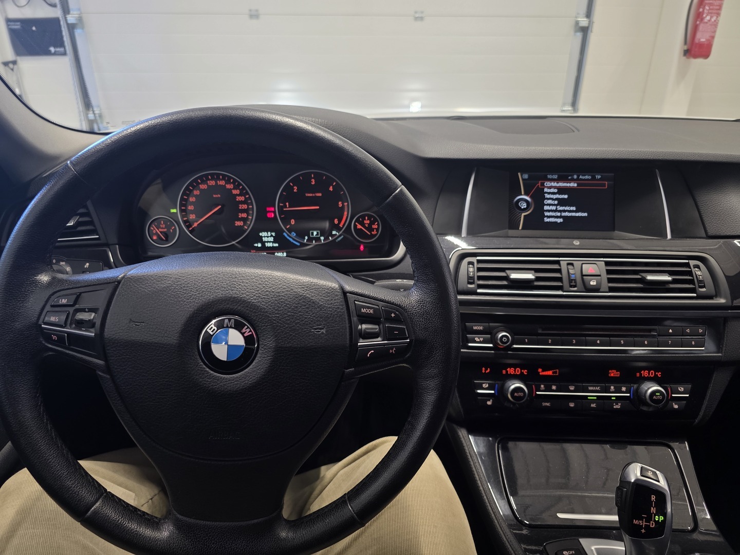 BMW 518 2014