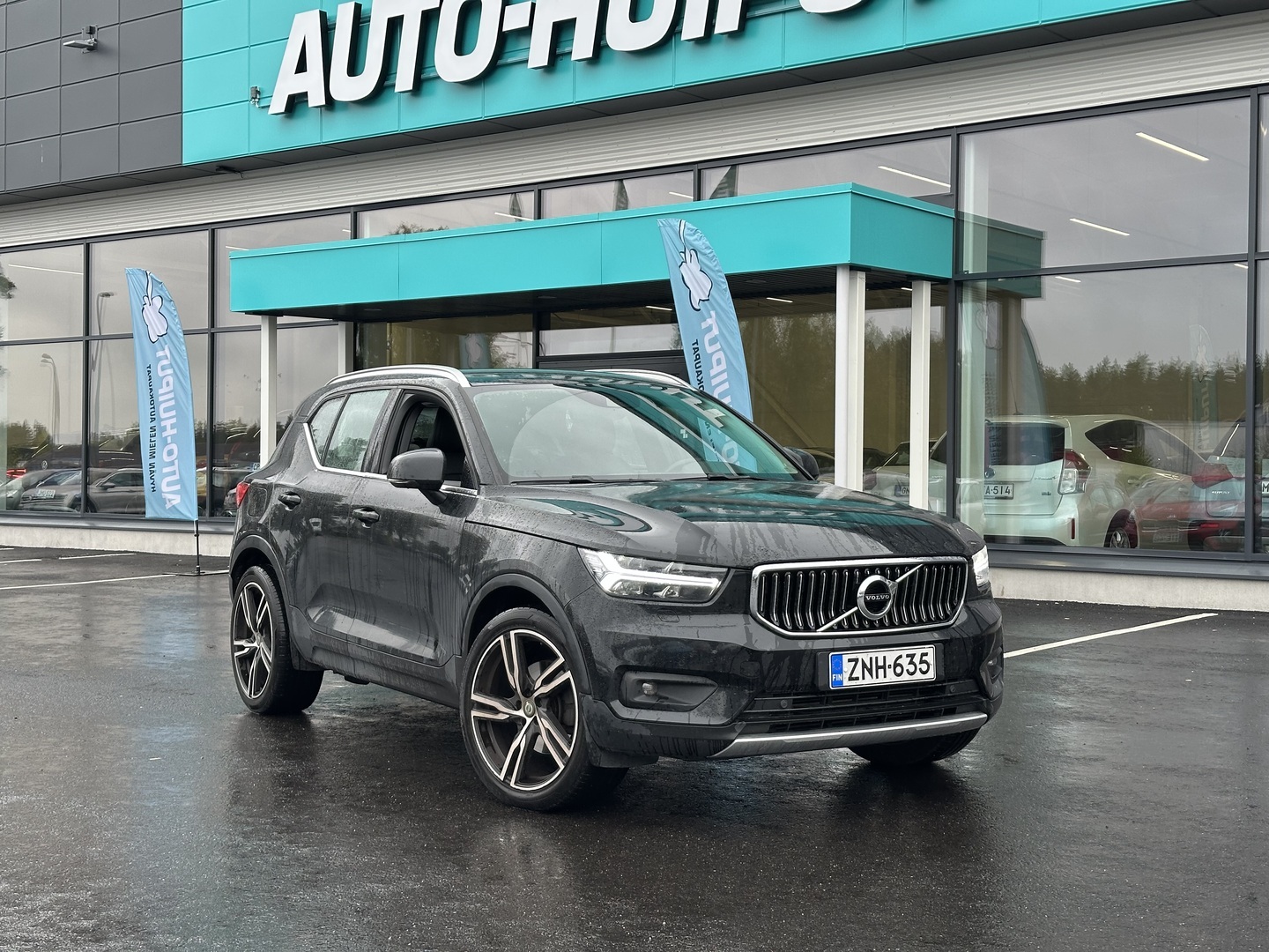 VOLVO XC40 2020
