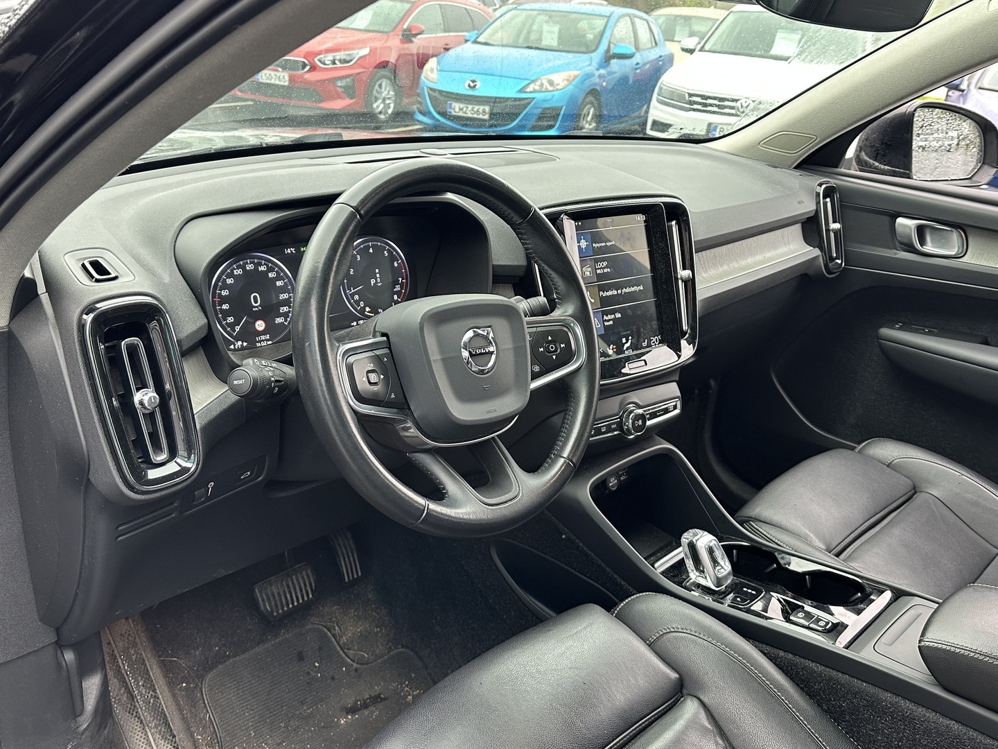 VOLVO XC40 2020