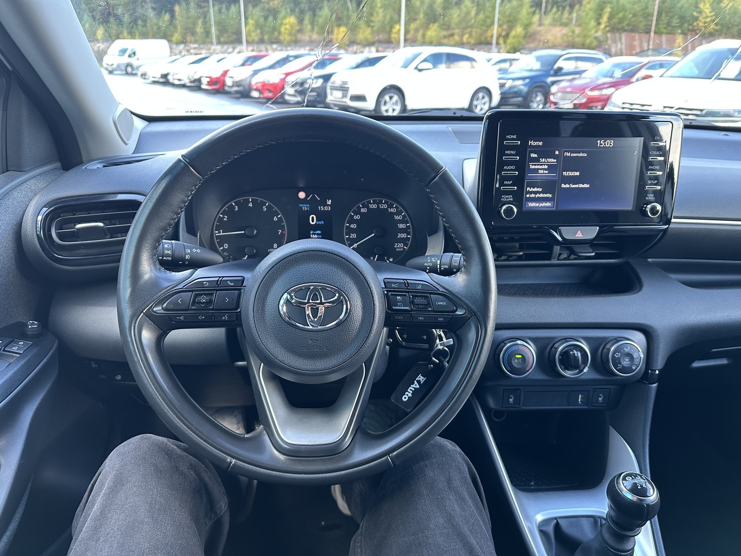 TOYOTA Yaris 2021