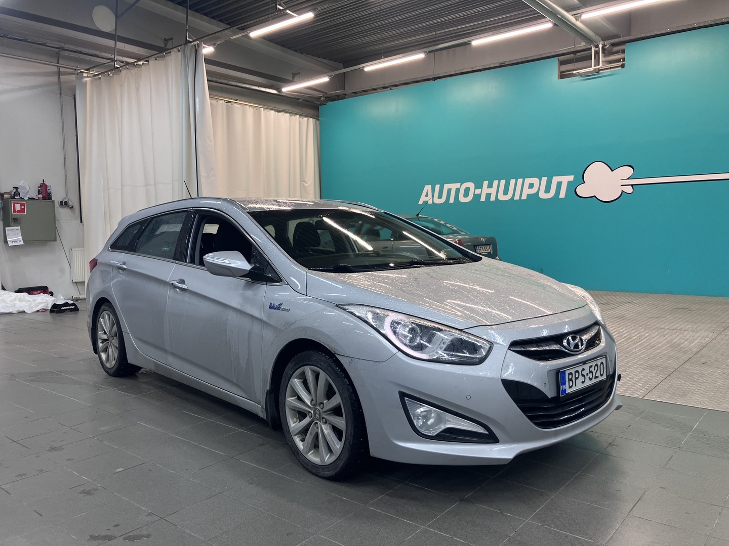 HYUNDAI i40 2012