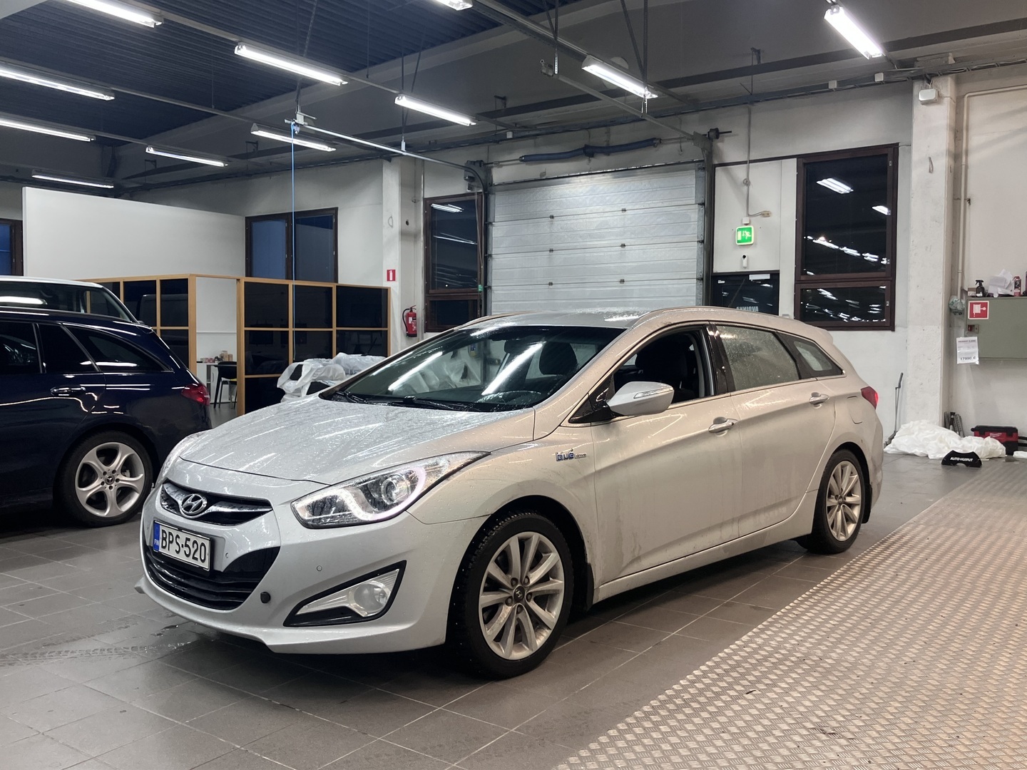 HYUNDAI i40 2012