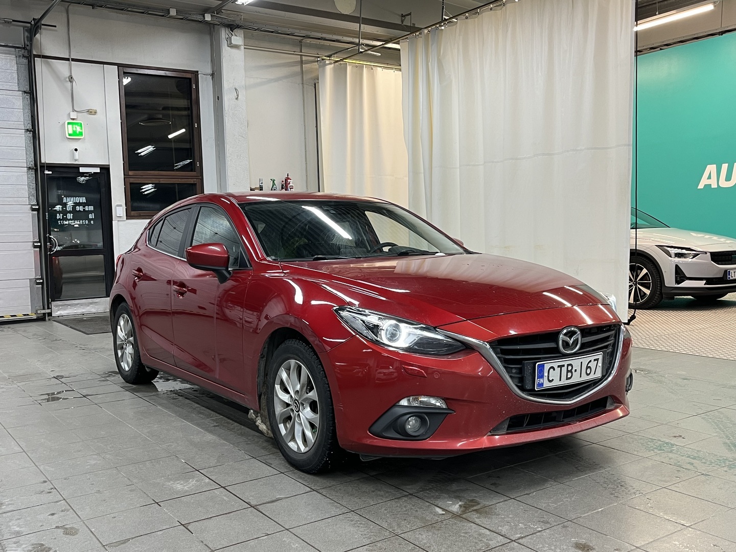 MAZDA 3 2015