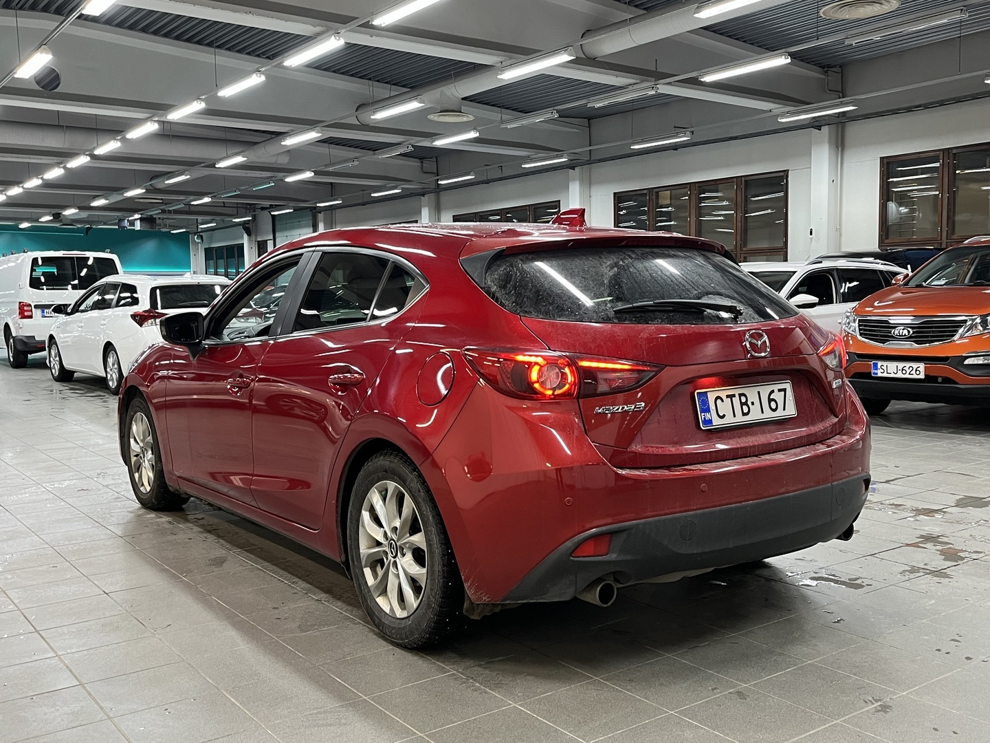 MAZDA 3 2015