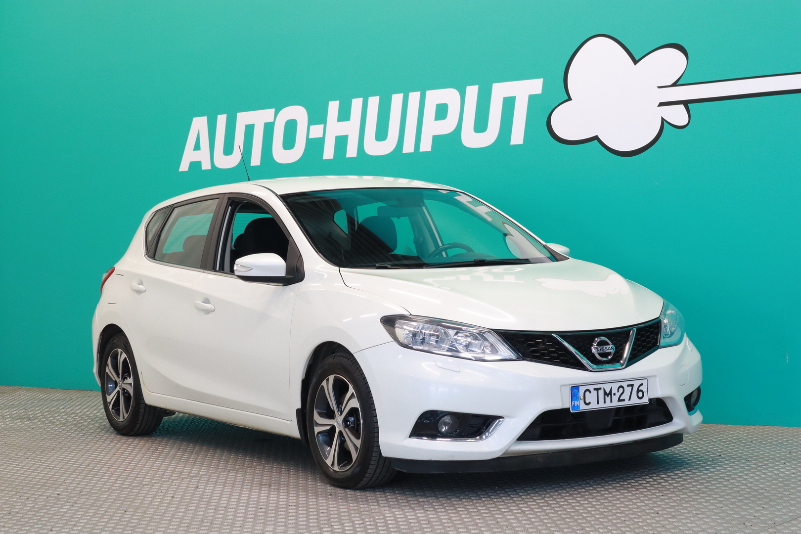NISSAN Pulsar 2015