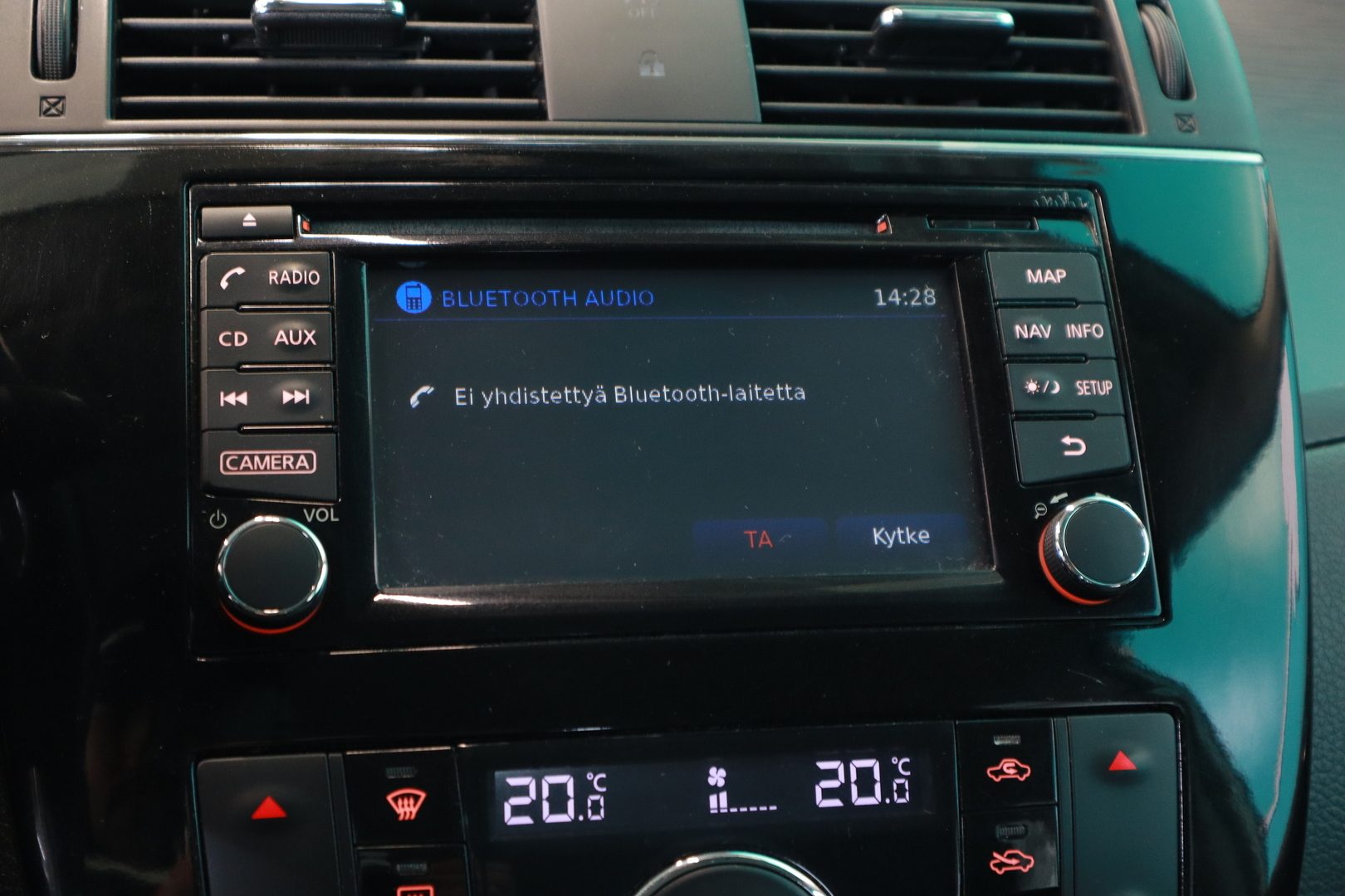 NISSAN Pulsar 2015