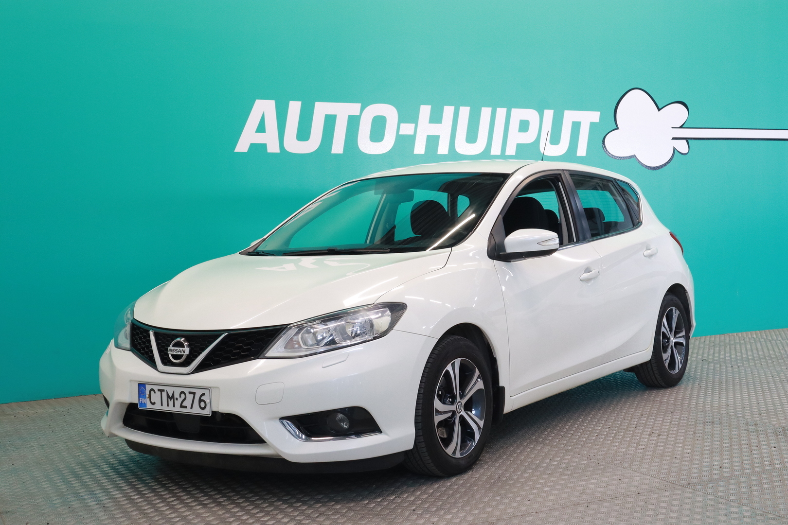 NISSAN Pulsar 2015