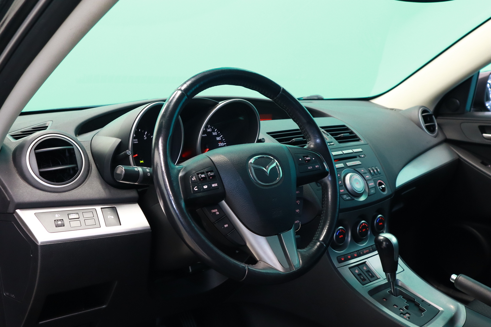 MAZDA 3 2009