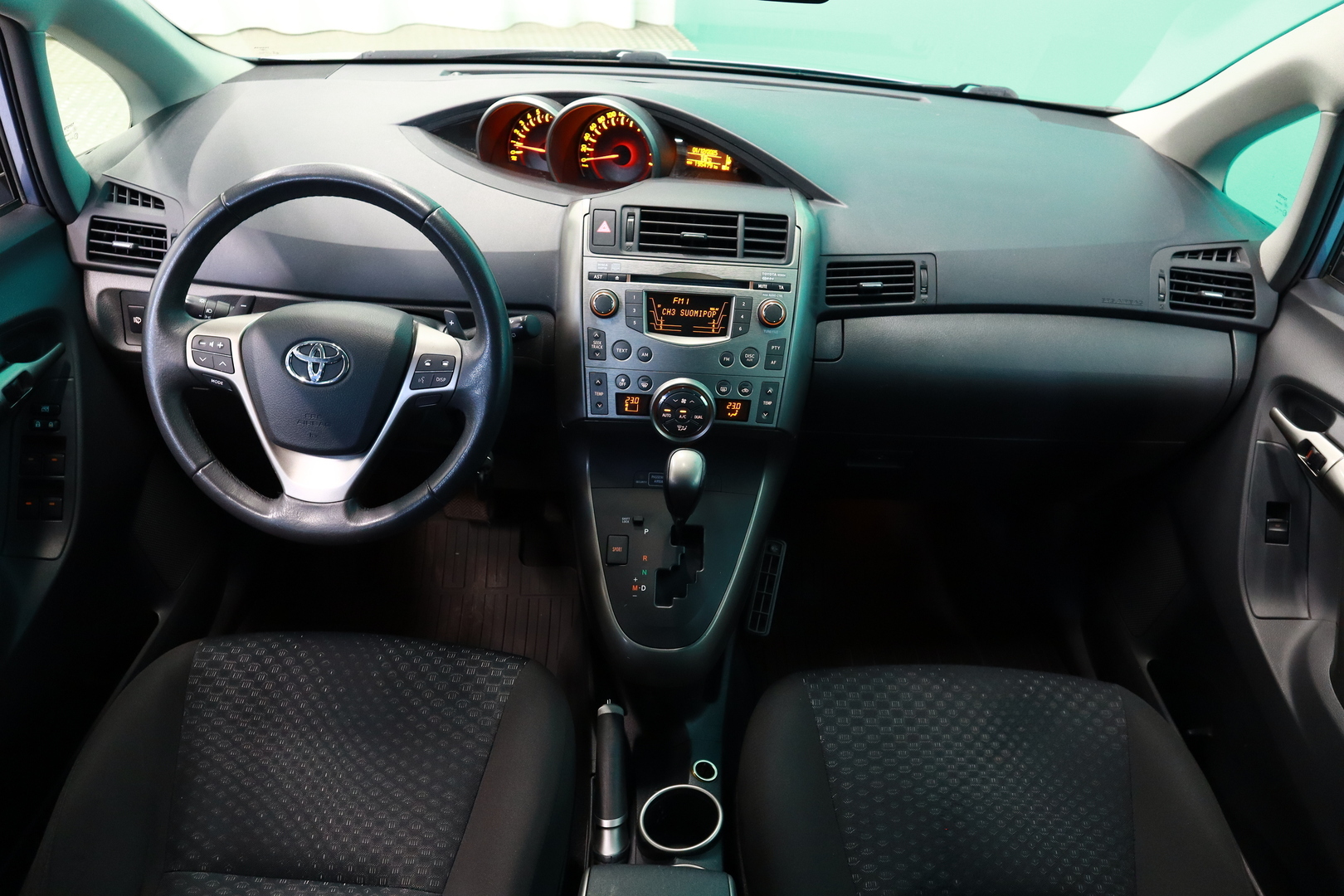 TOYOTA Verso 2010