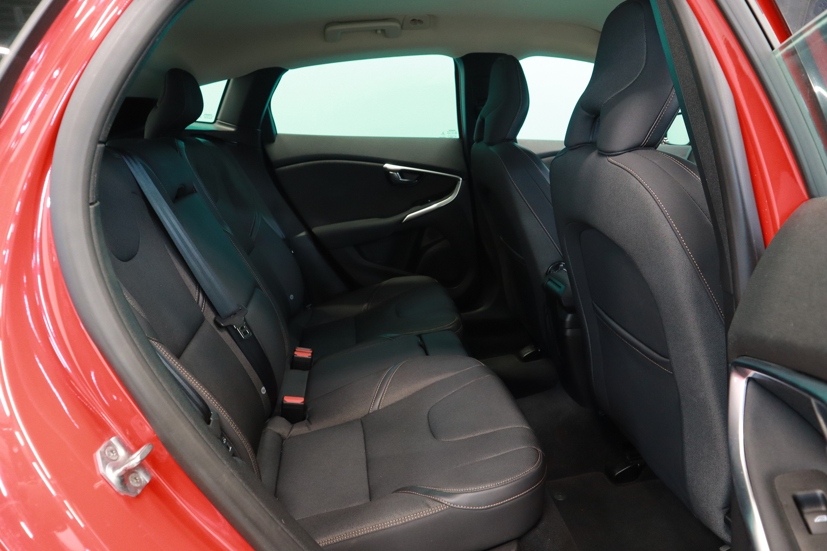 VOLVO V40 Cross Country 2016