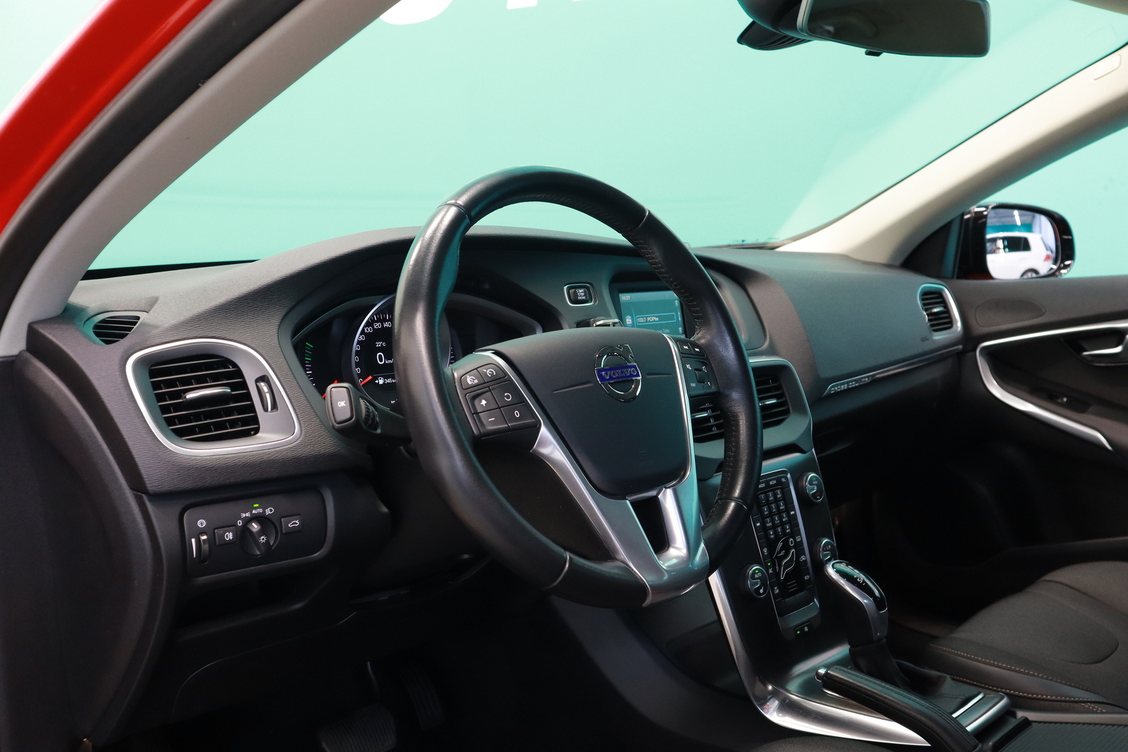 VOLVO V40 Cross Country 2016