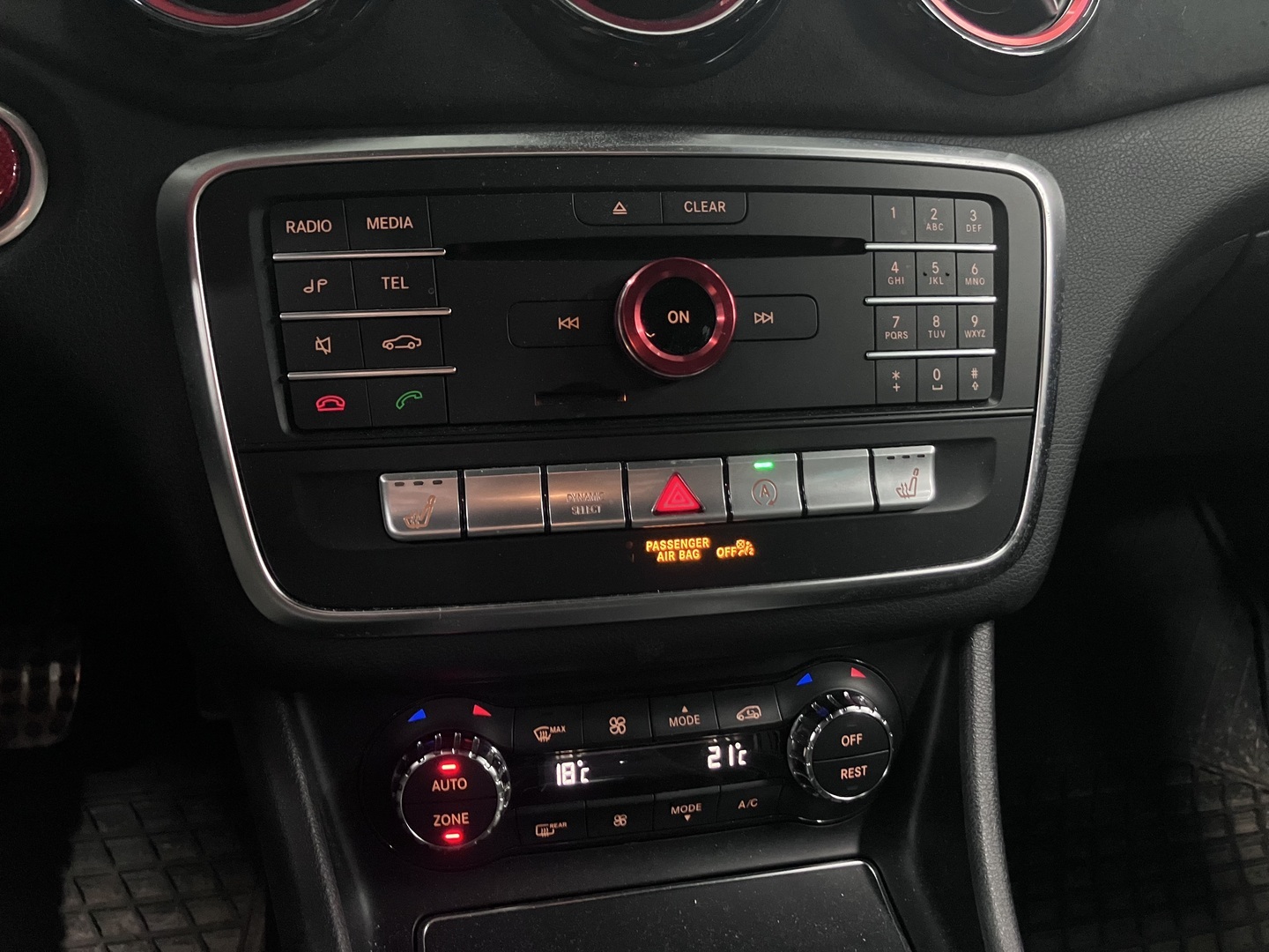 MERCEDES-BENZ A 2018
