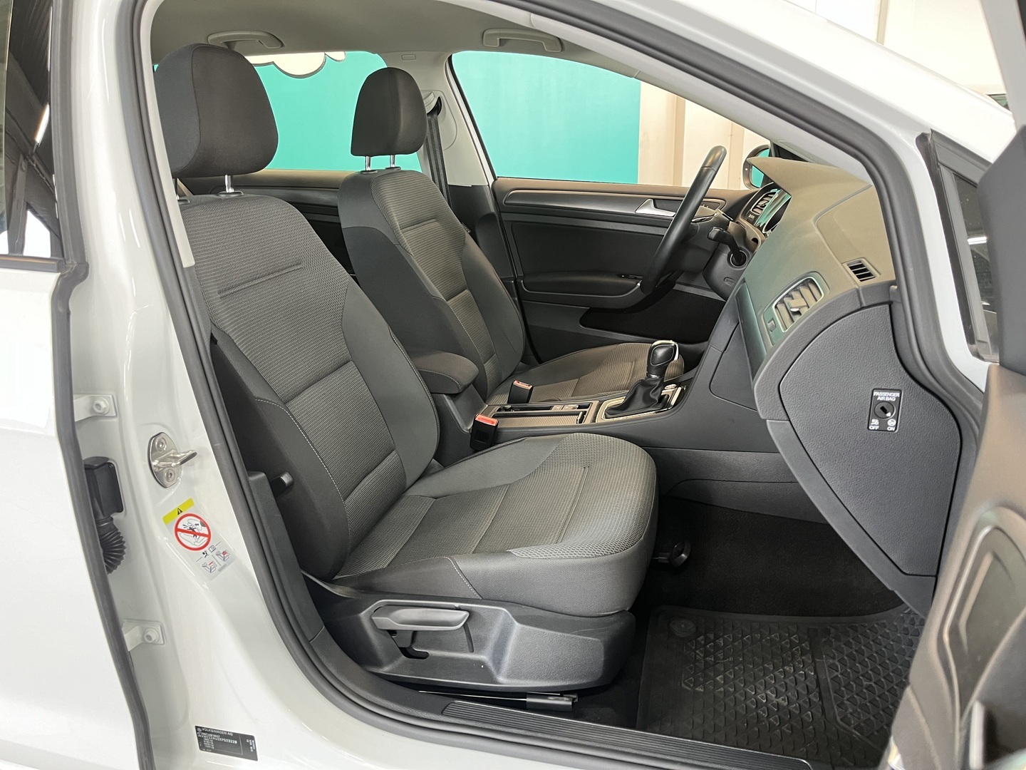 VOLKSWAGEN Golf 2019