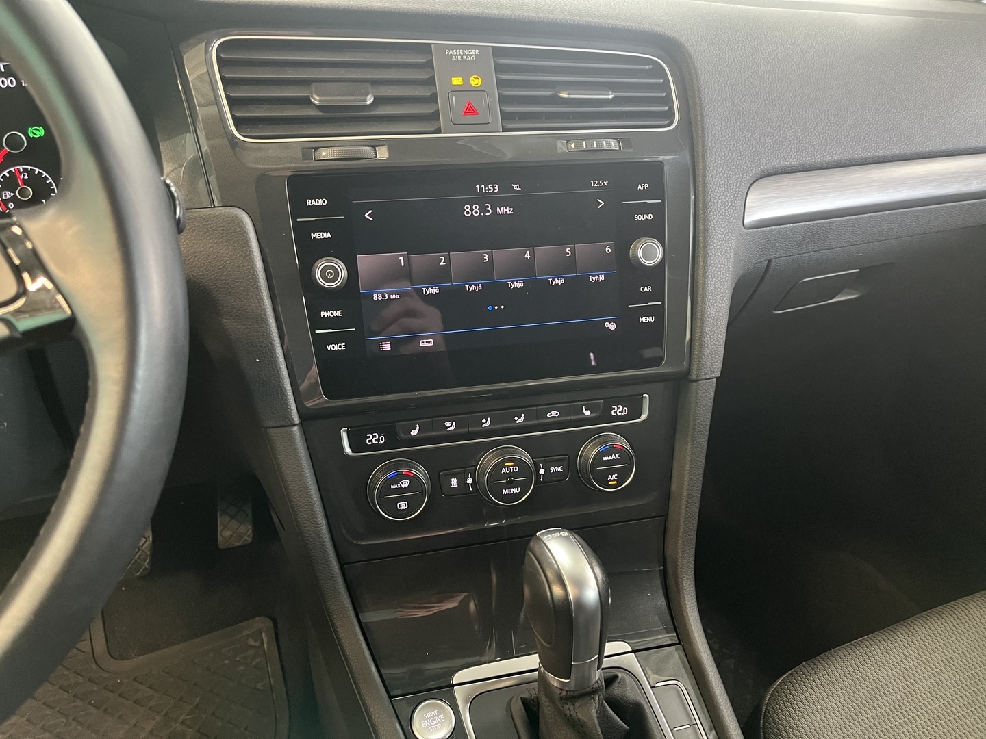 VOLKSWAGEN Golf 2019