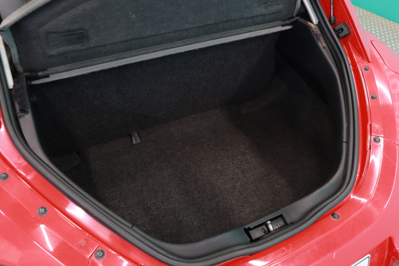 VOLKSWAGEN New Beetle 1999