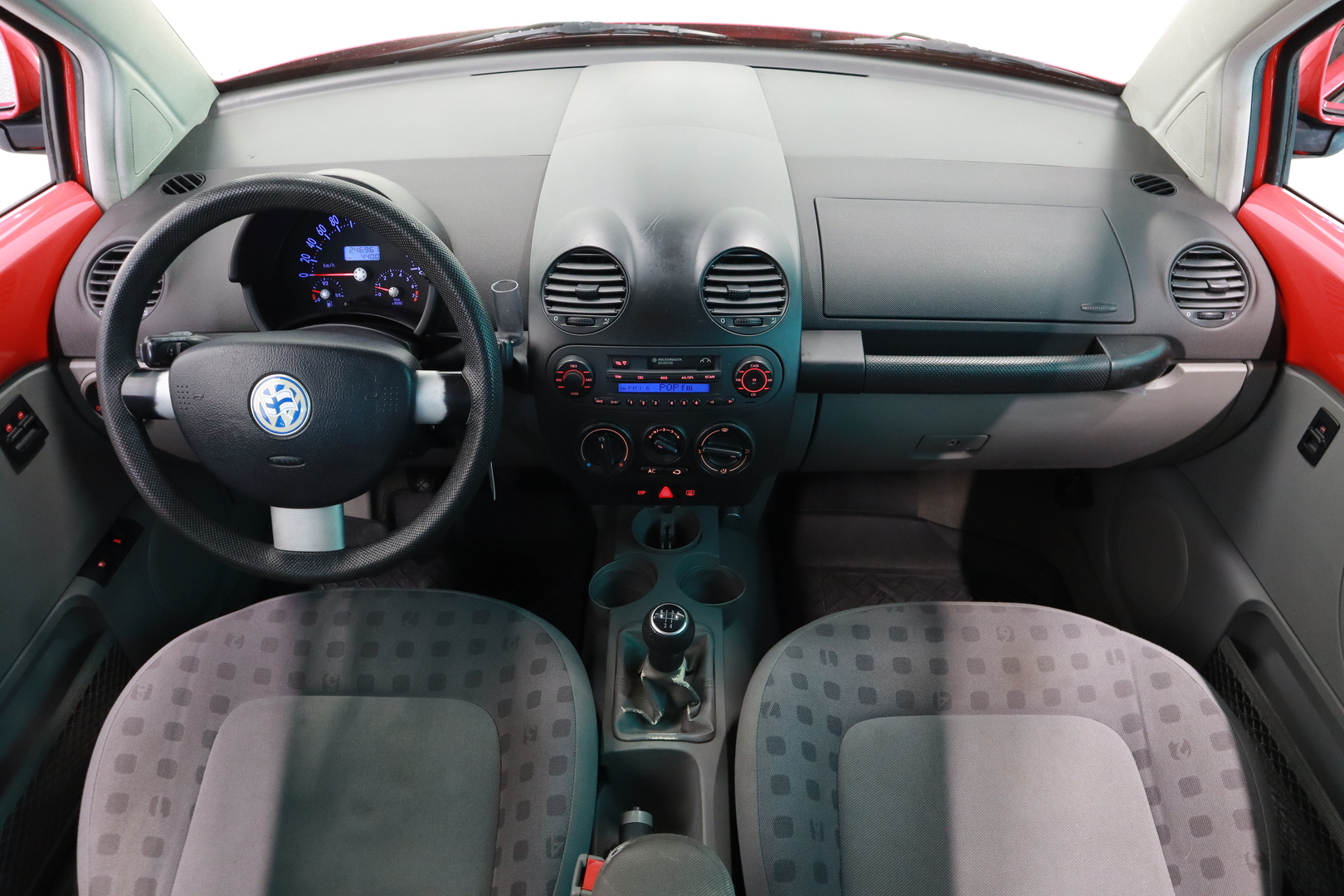 VOLKSWAGEN New Beetle 1999