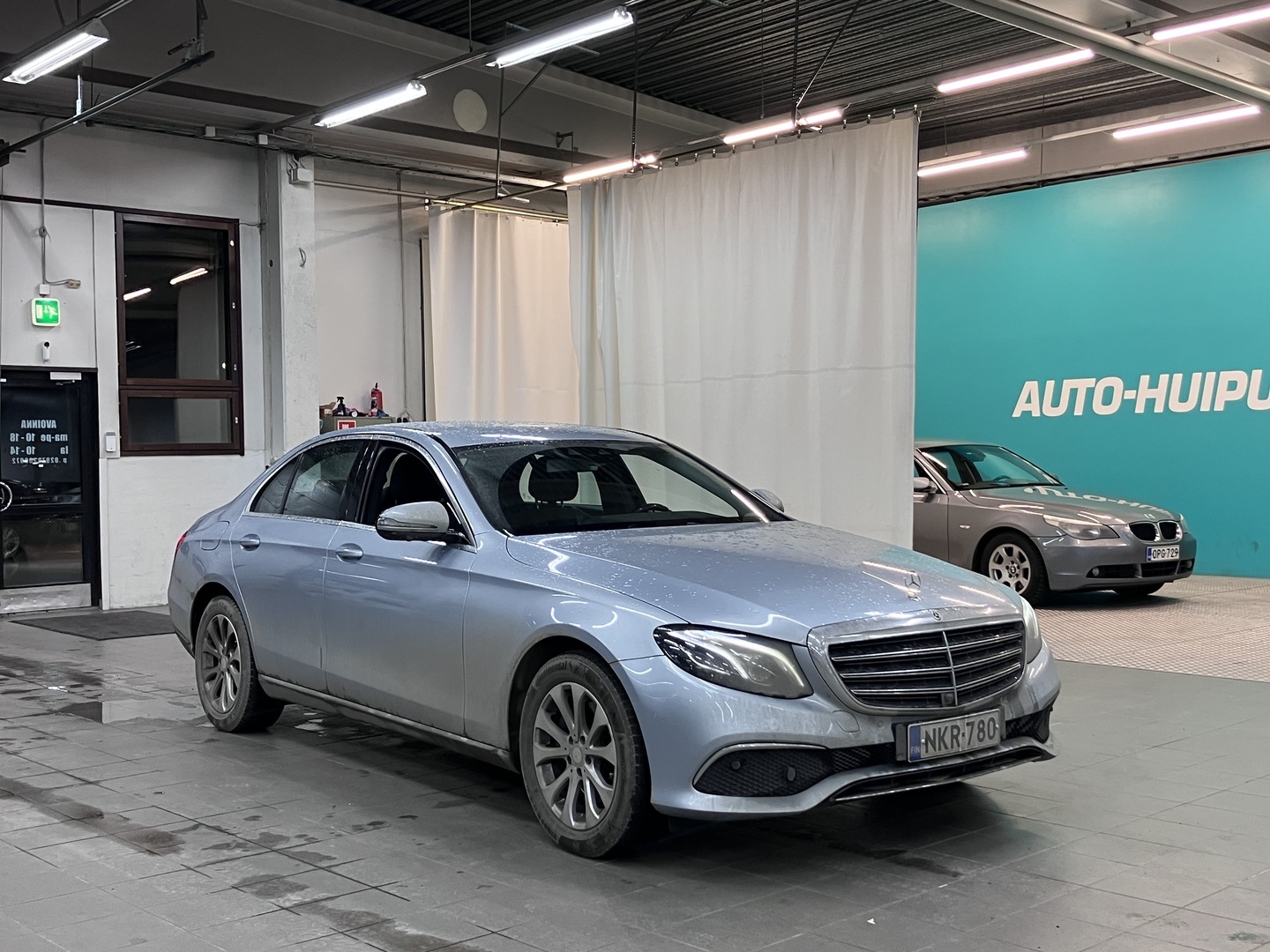 MERCEDES-BENZ E 2017