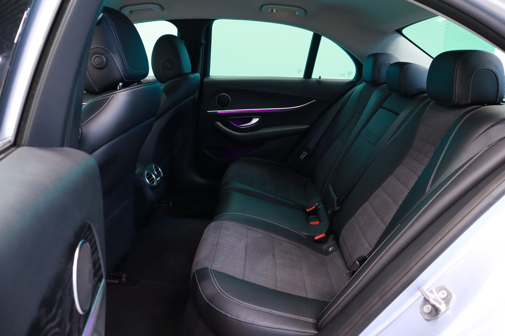 MERCEDES-BENZ E 2017