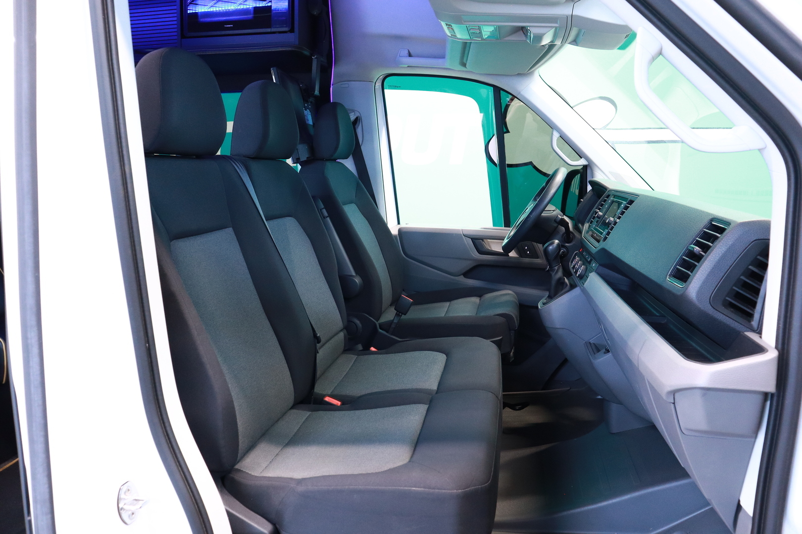 VOLKSWAGEN Crafter 2023