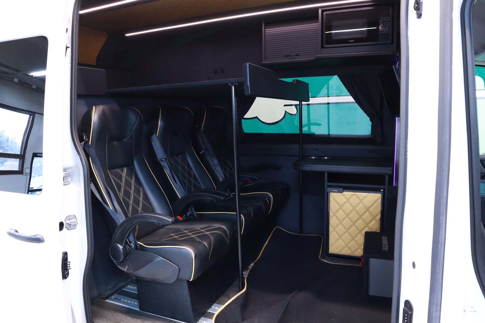 VOLKSWAGEN Crafter 2023