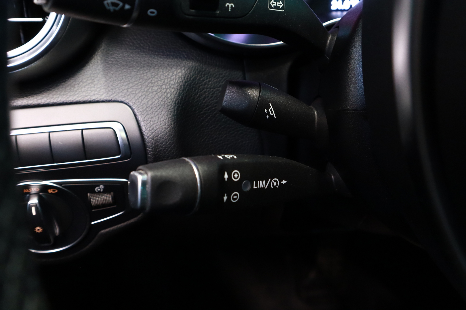 MERCEDES-BENZ C 2017