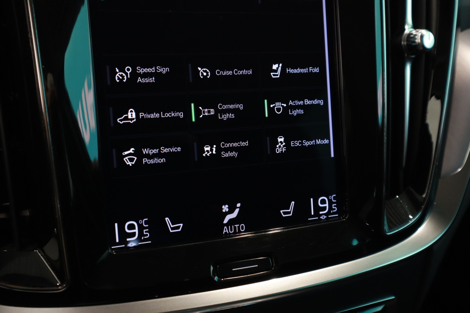 VOLVO V60 Cross Country 2019