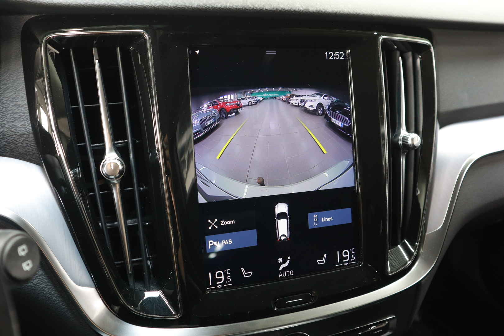 VOLVO V60 Cross Country 2019