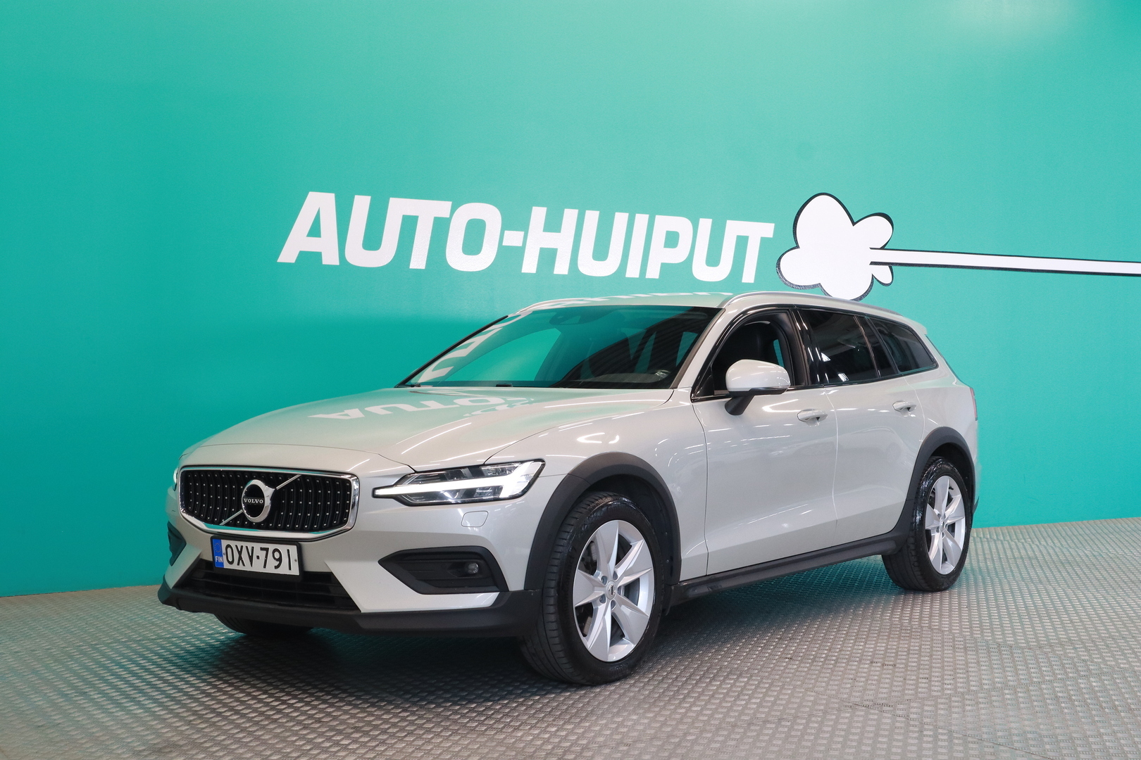 VOLVO V60 Cross Country 2019