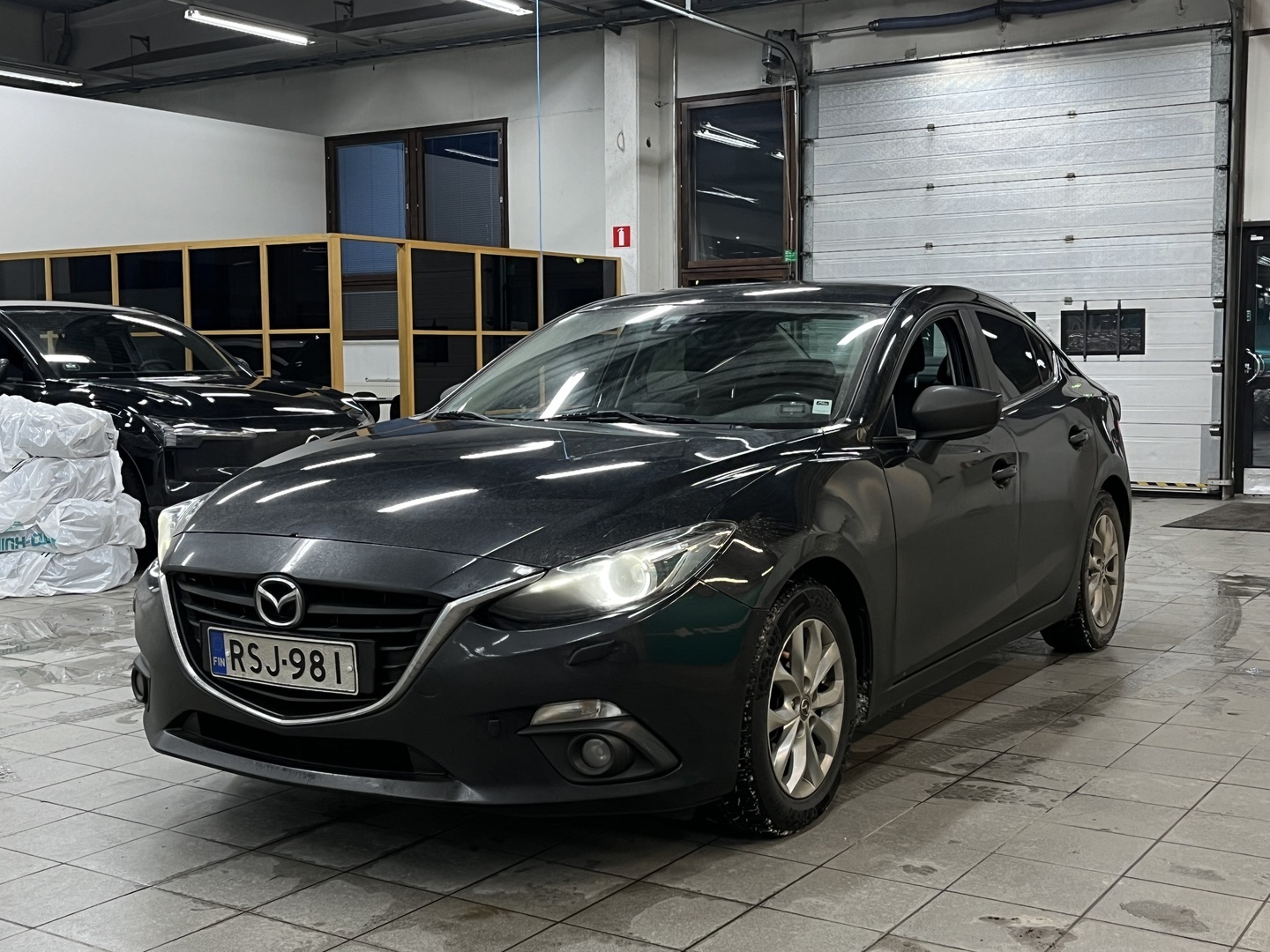 MAZDA 3 2015