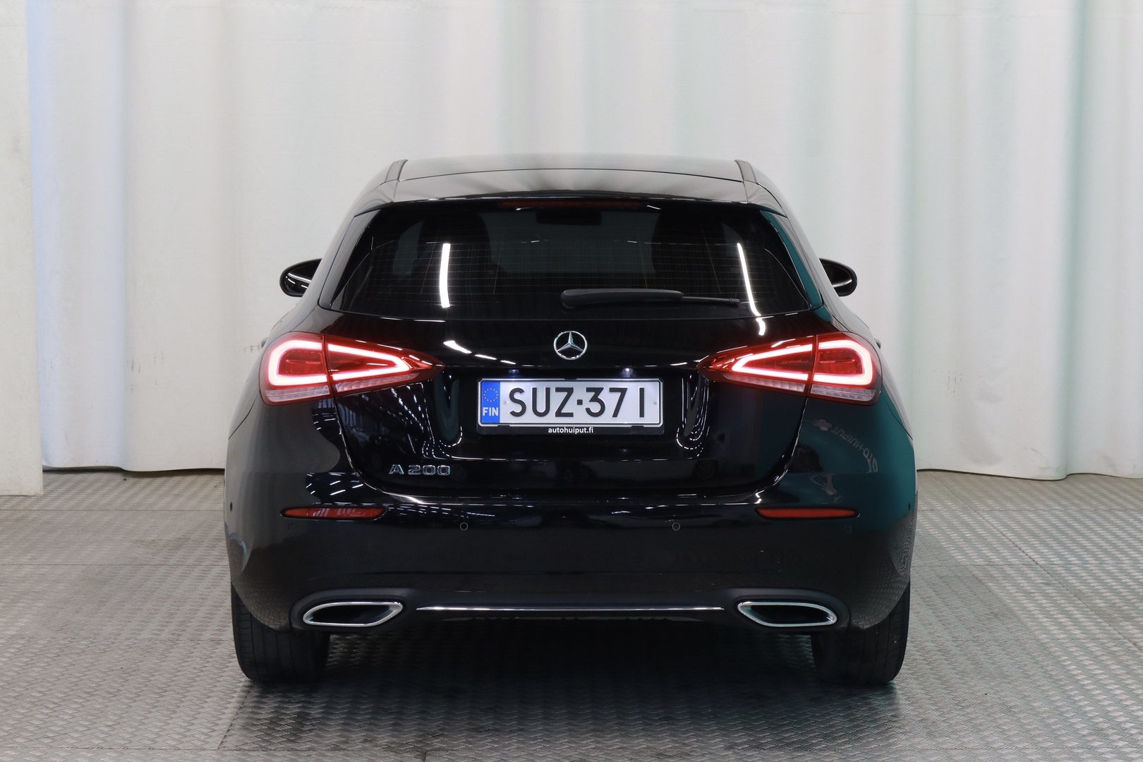 MERCEDES-BENZ A 2020