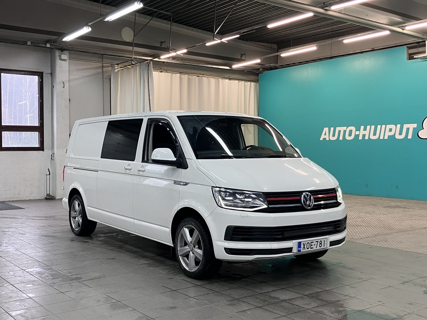 VOLKSWAGEN Transporter 2017