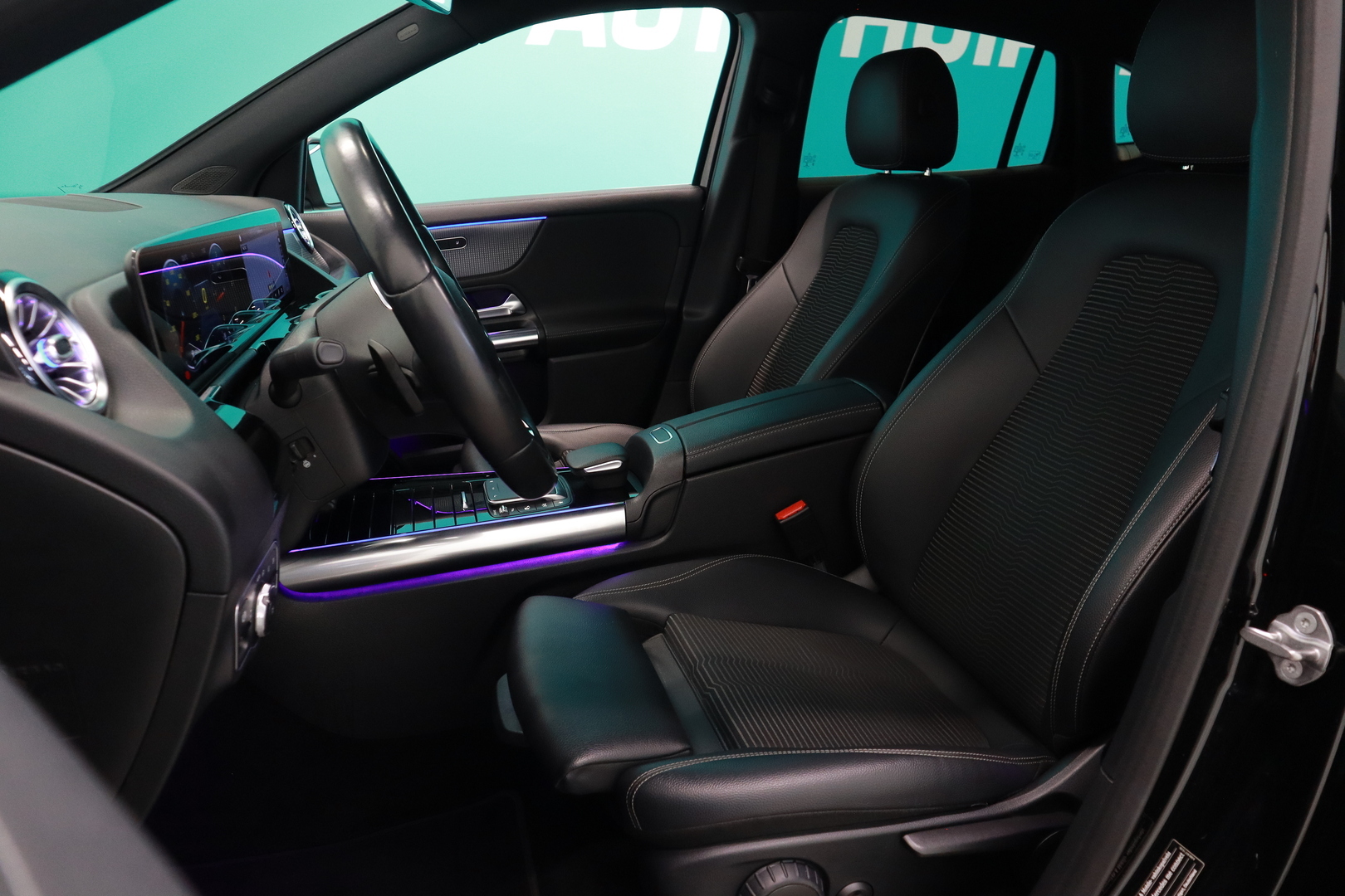 MERCEDES-BENZ GLA 2020