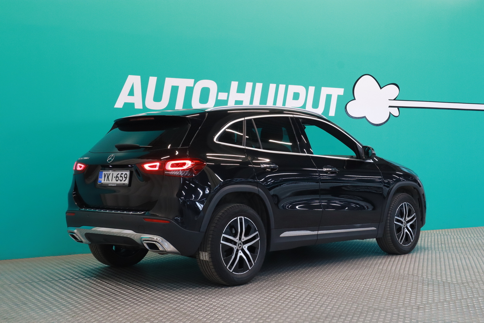 MERCEDES-BENZ GLA 2020