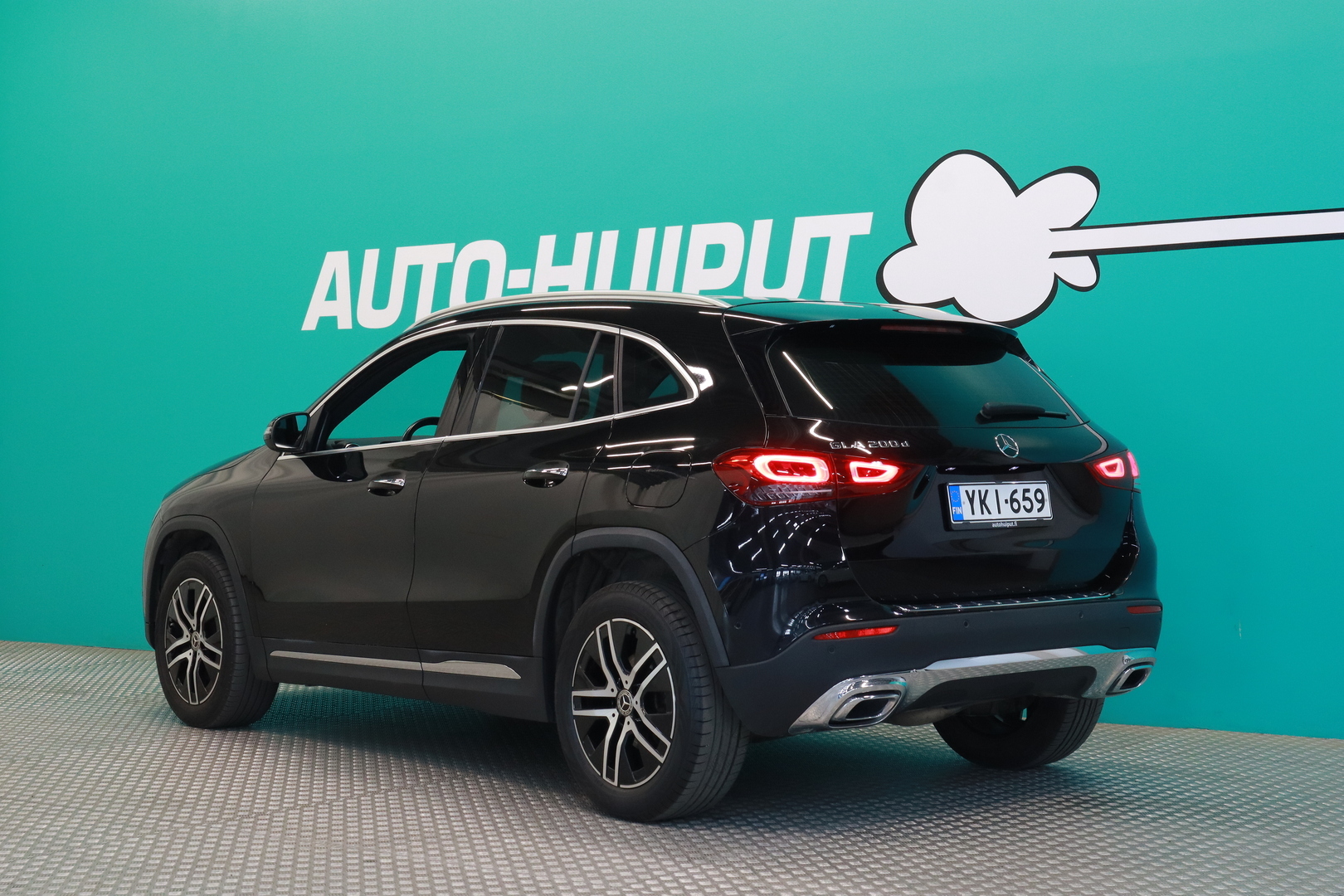 MERCEDES-BENZ GLA 2020