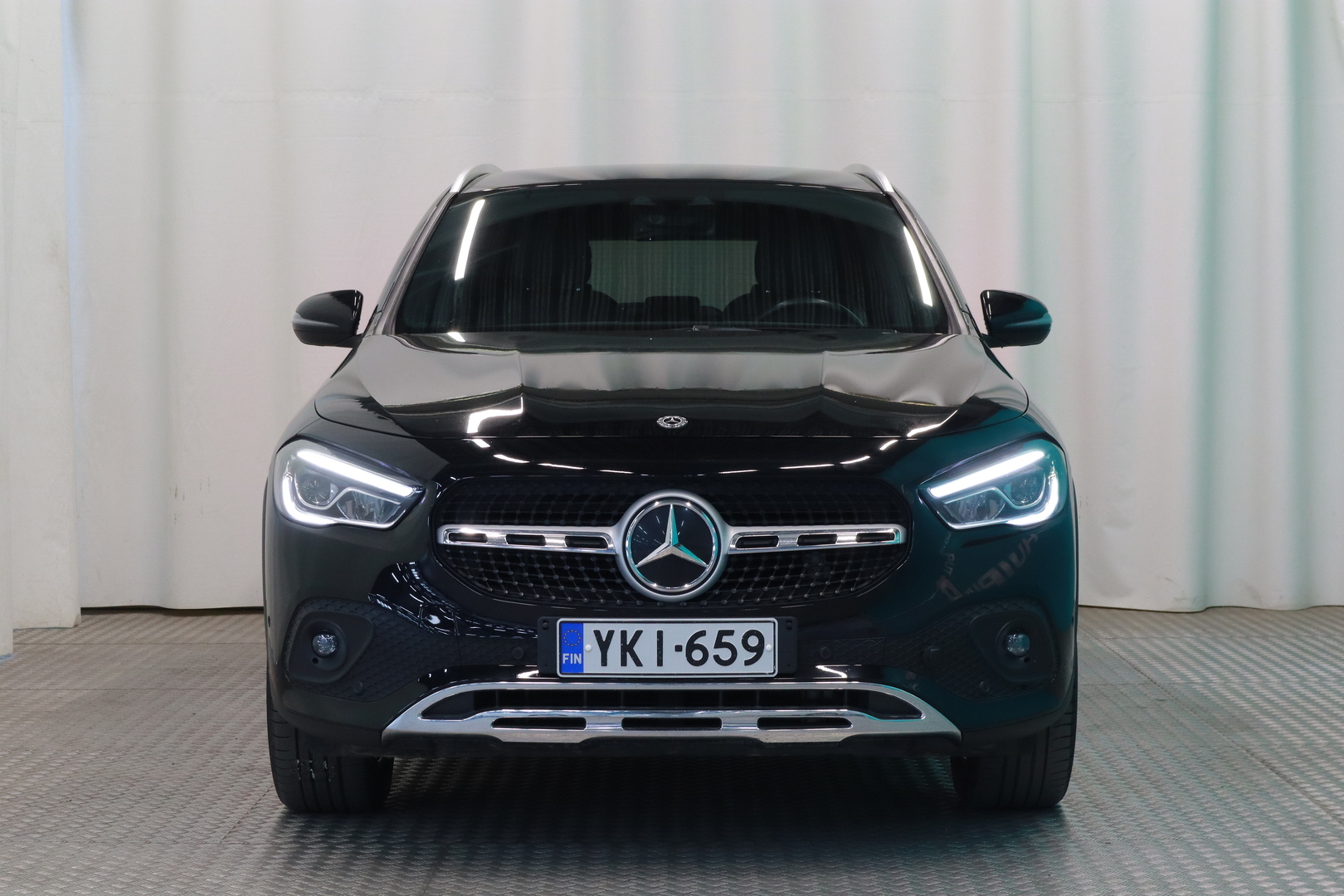 MERCEDES-BENZ GLA 2020
