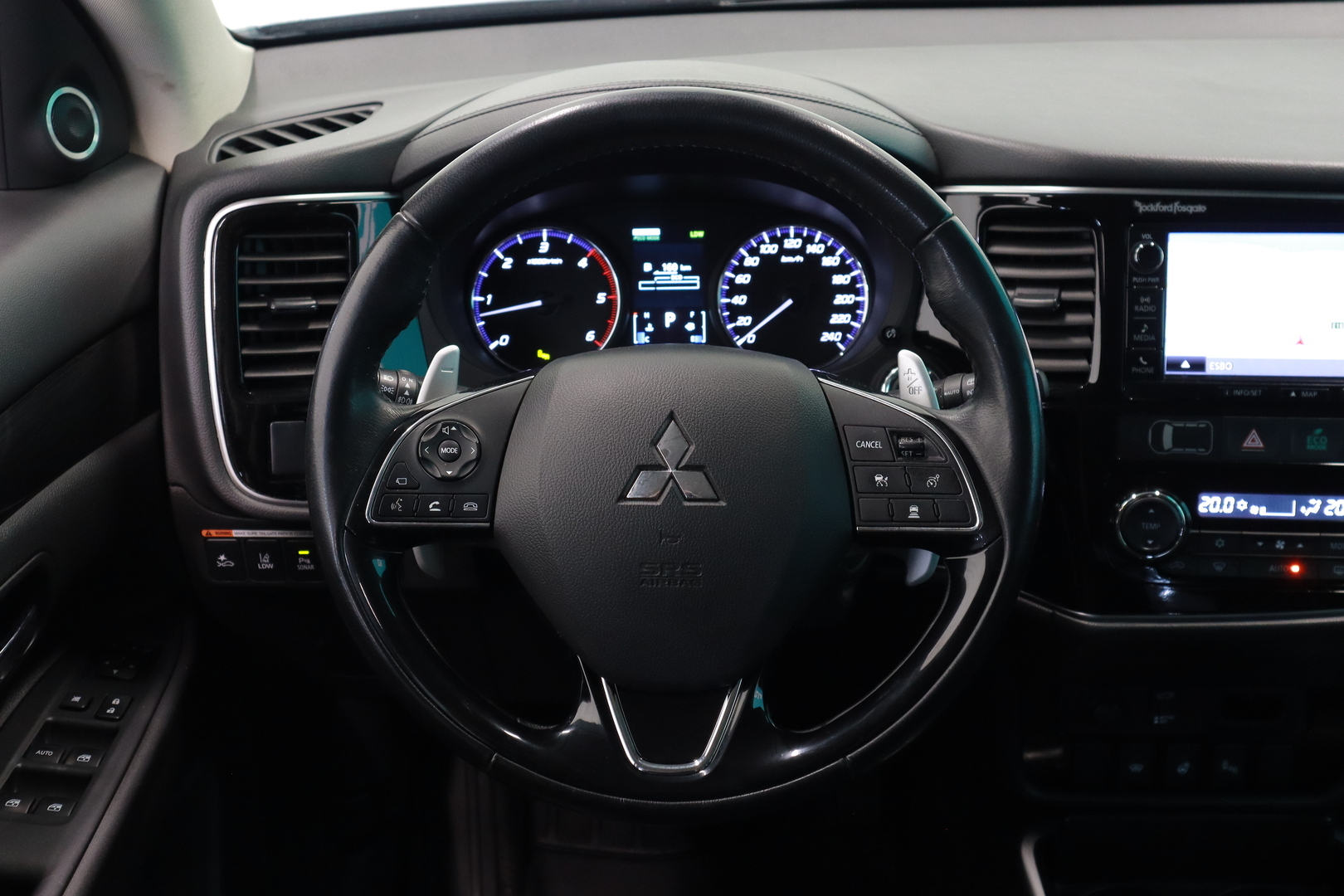 MITSUBISHI Outlander 2017
