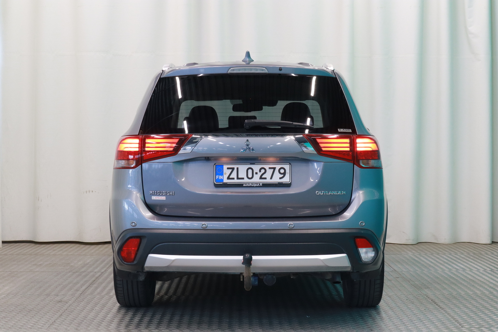 MITSUBISHI Outlander 2017