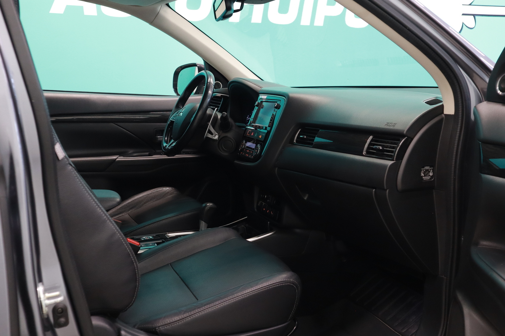 MITSUBISHI Outlander 2017