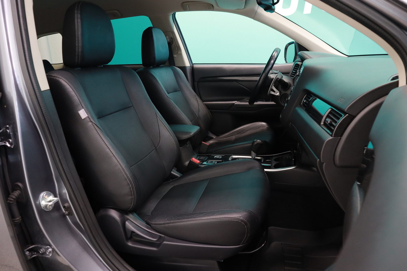 MITSUBISHI Outlander 2017