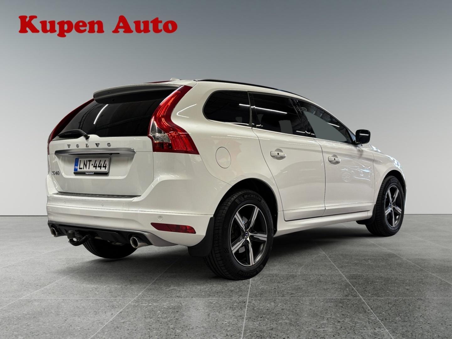 VOLVO XC60 4