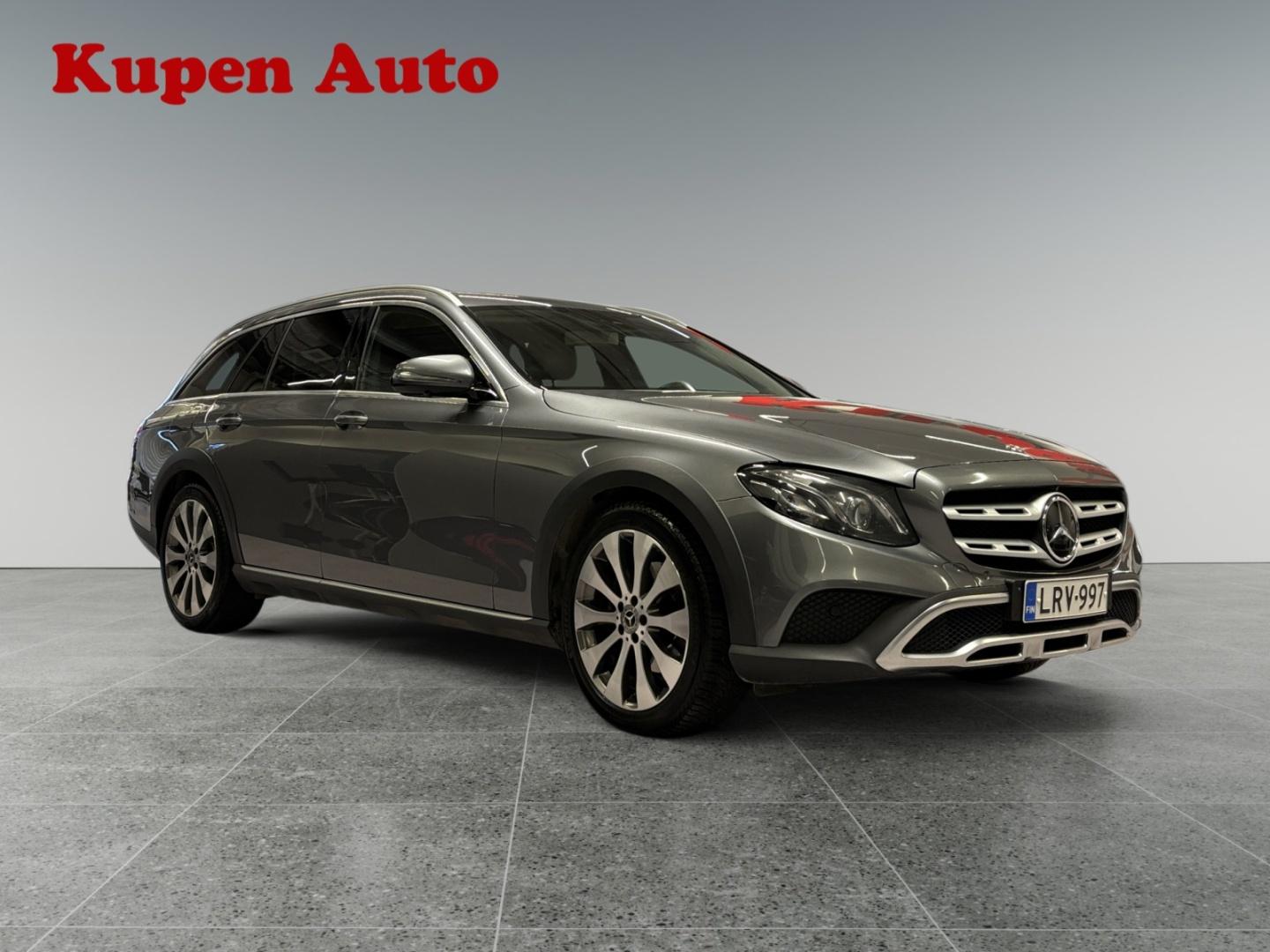 MERCEDES-BENZ E 3