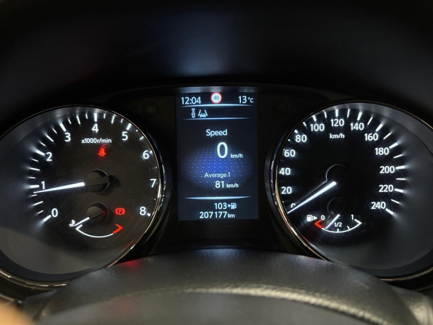 NISSAN Qashqai 11