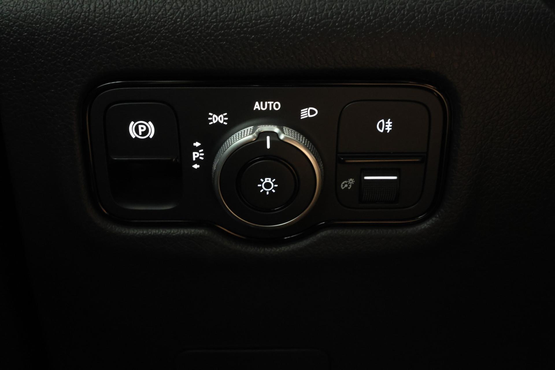 MERCEDES-BENZ Vito 12